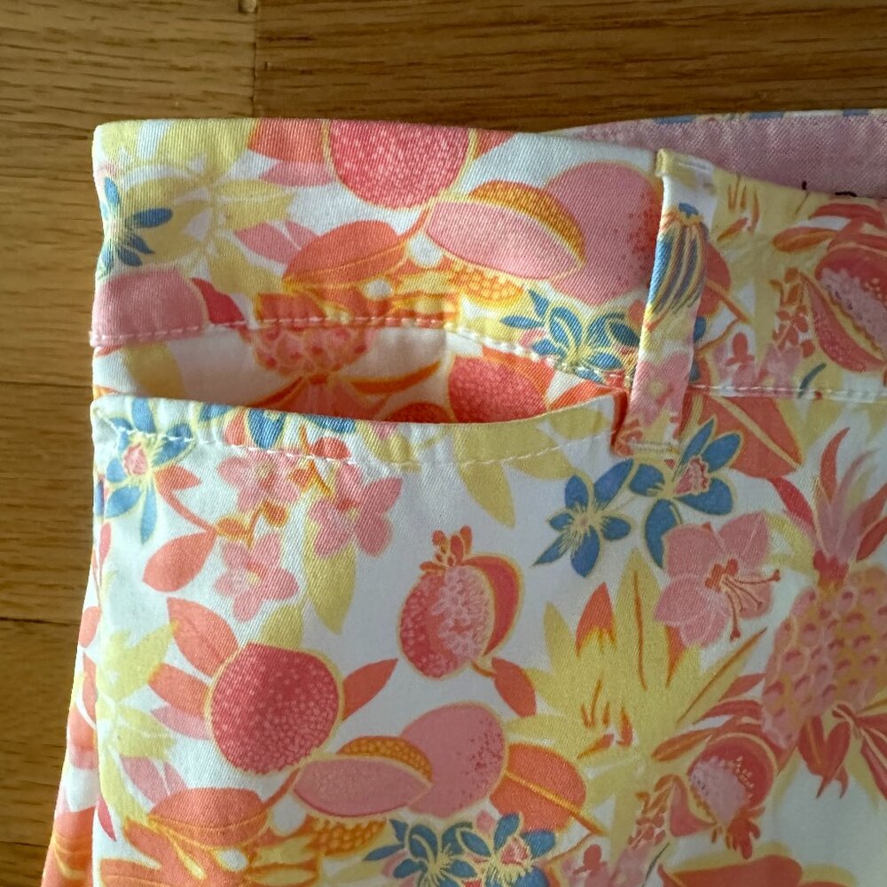 Talbot's Perfect Crop Pants Fruit & Flowers Size 12 - Picture 9 of 16